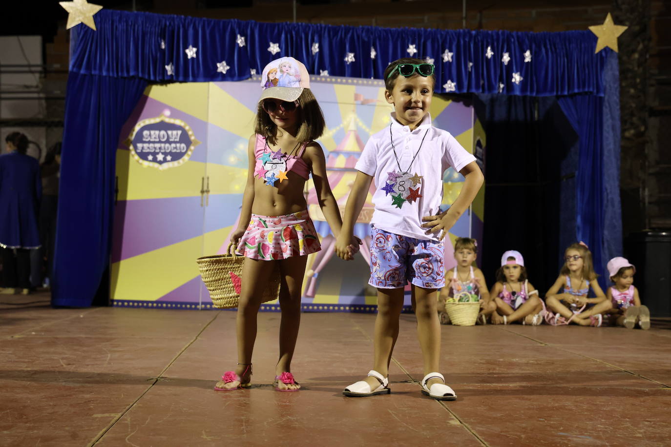 Desfile Infantil (II)