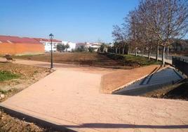 Arroyo junto a la carretera de Olivenza