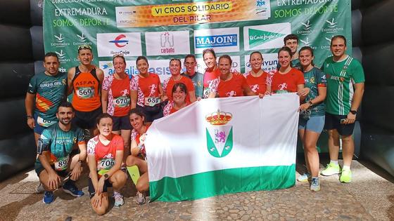 Los valverdeños aportan su granito de arena en el VI Cross Solidario del Pilar