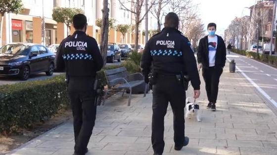 La Policía Local iniciará una campaña de vigilancia contra los excrementos de mascotas