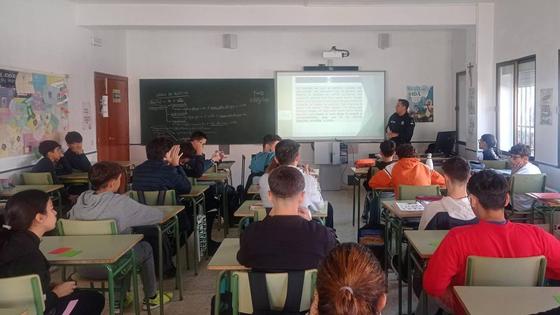Iniciada una campaña sobre el consumo de drogas en los adolescentes