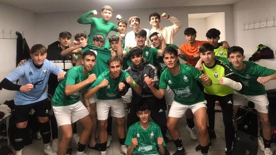 Los juveniles de la EMD remontan un 1- 2 en los últimos minutos del partido contra el Puerta Palmas