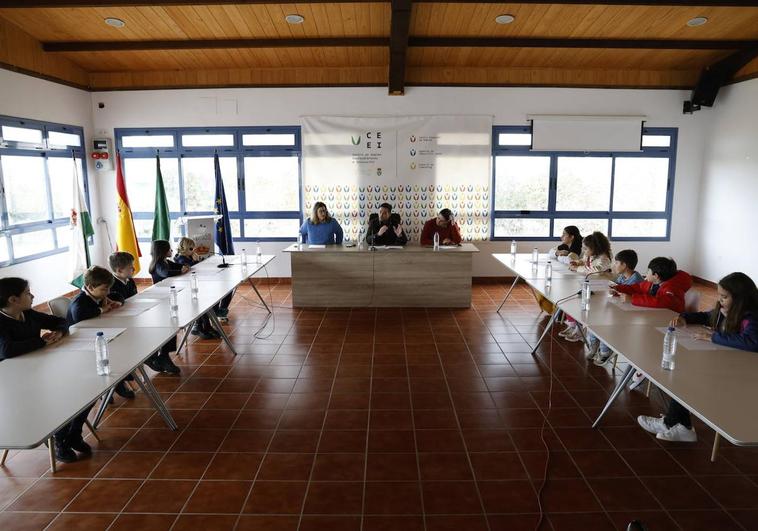 Durante el pleno municipal infantil