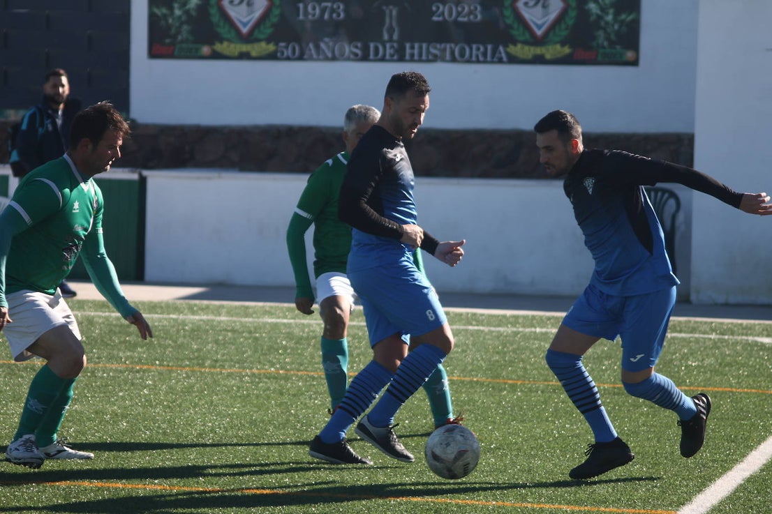 Fotos: Veteranos Valverde - Hermanos Mora