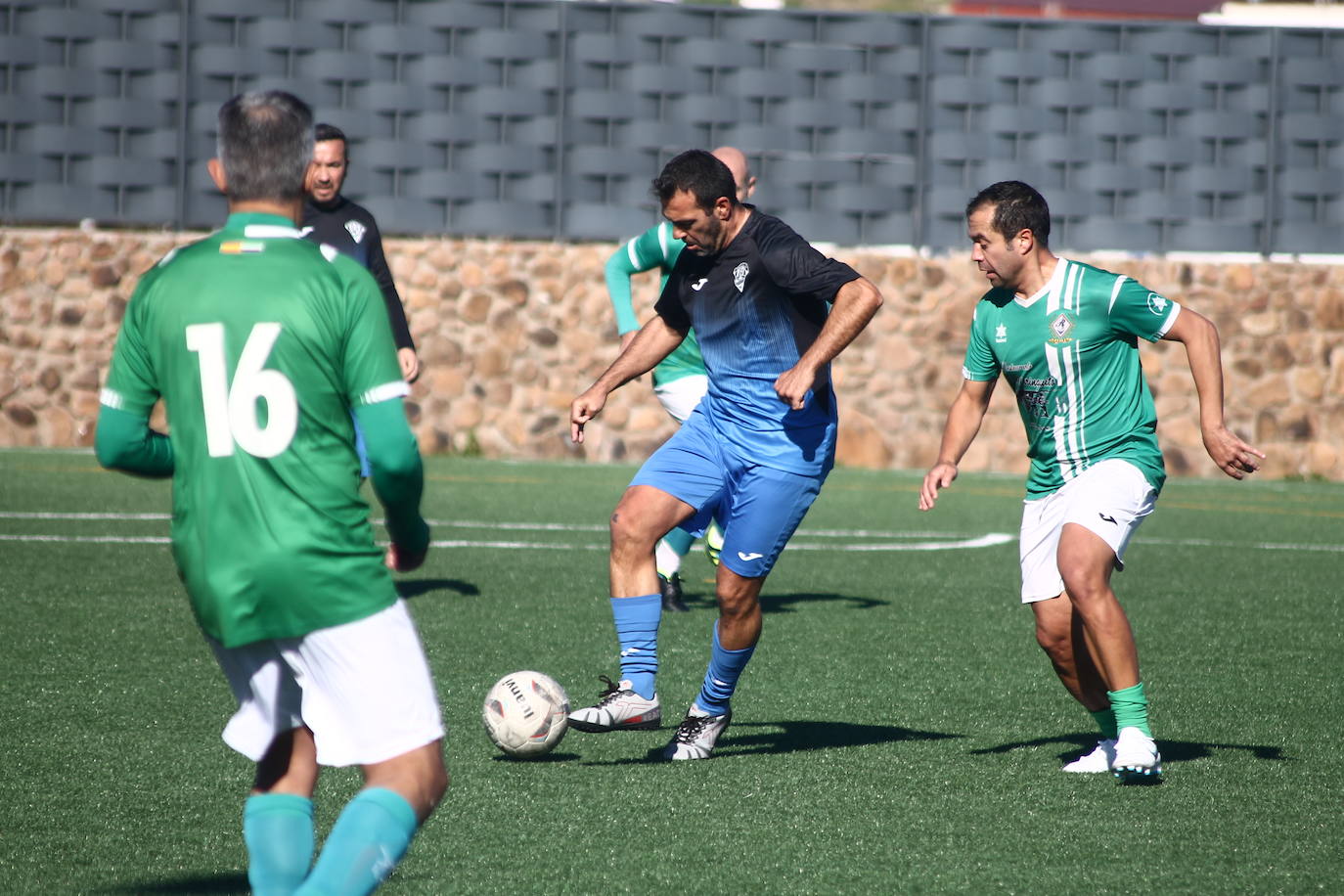 Fotos: Veteranos Valverde - Hermanos Mora