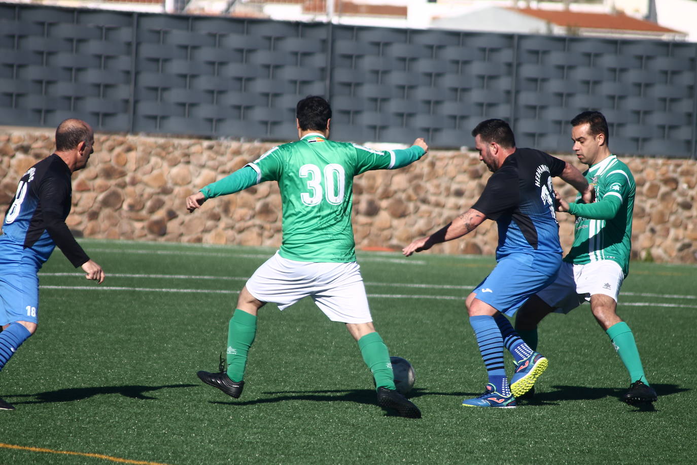 Fotos: Veteranos Valverde - Hermanos Mora