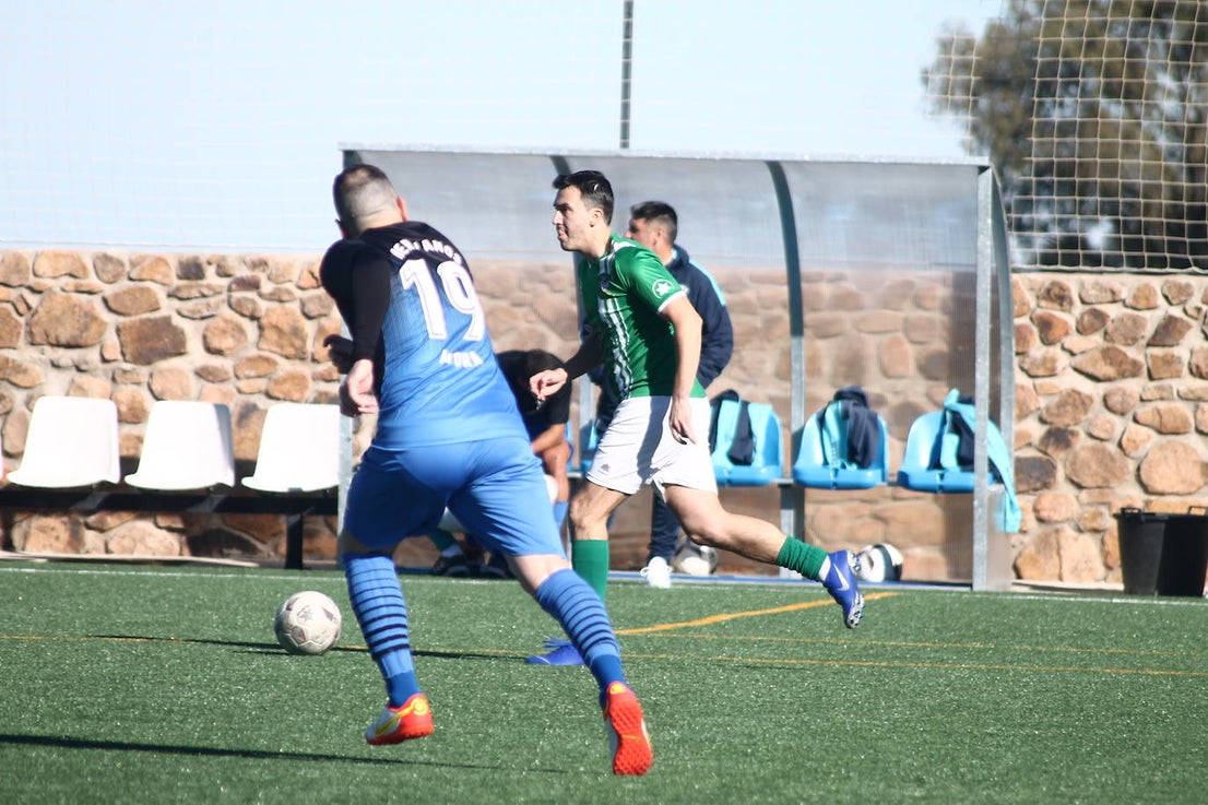 Fotos: Veteranos Valverde - Hermanos Mora
