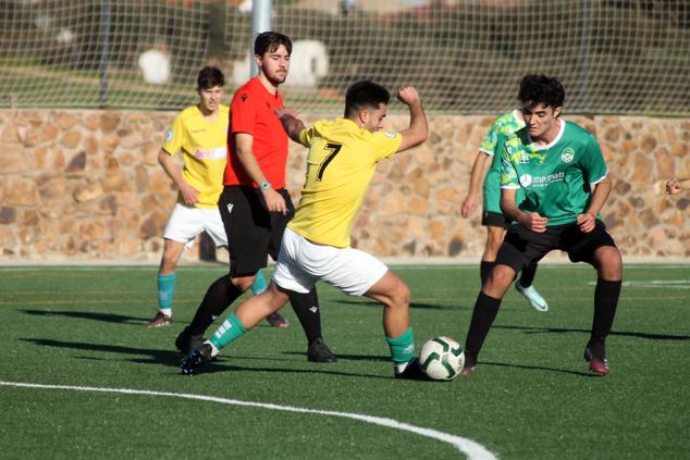 Fotos: Juveniles Racing Valverdeño - Sportextremadura