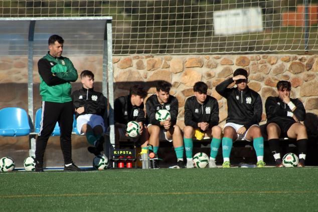 Fotos: Juveniles Racing Valverdeño - Sportextremadura
