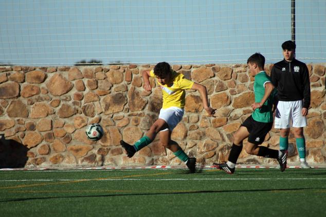 Fotos: Juveniles Racing Valverdeño - Sportextremadura