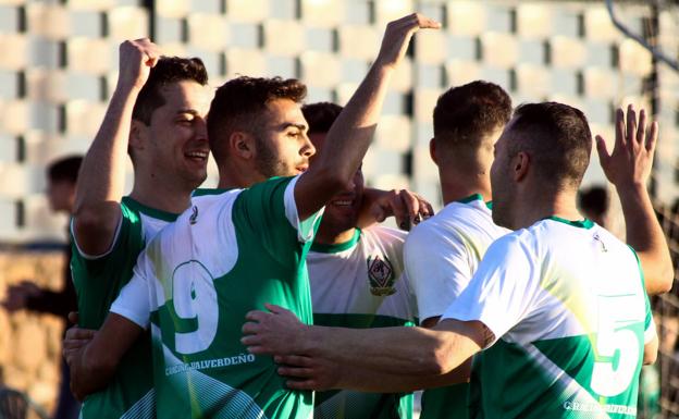 Primera División Extremeña: Goleada del Racing para afianzarse en la zona de promoción