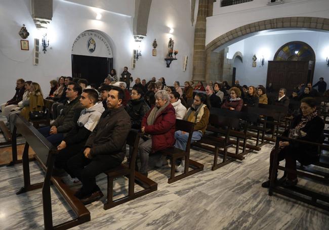 Asistentes a la misa