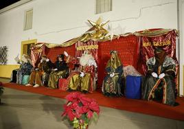 Los Reyes Magos esperando a los pequeños