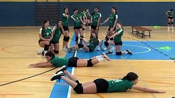 Los equipos infantil y cadete de voleibol terminan la temporada regular