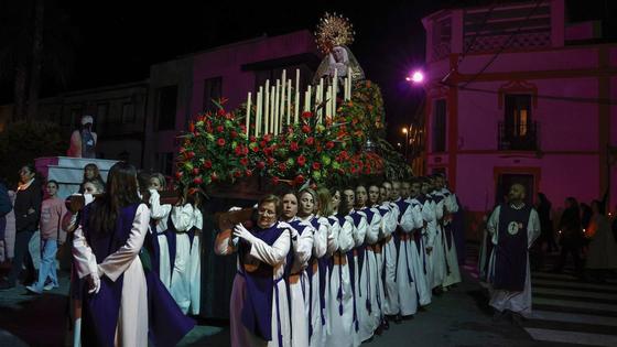 El tiempo permitió salir a la Virgen de la Soledad