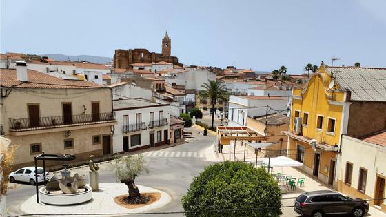 Valverde de Leganés ganó 10 habitantes en 2023