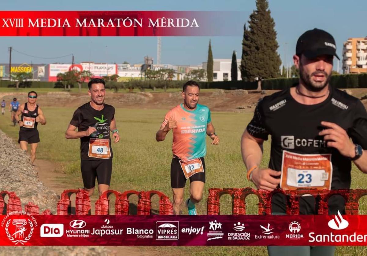 Juan Carlos Guzmán y Luis Ramón Quiterio destacan en la Media Maratón de Mérida