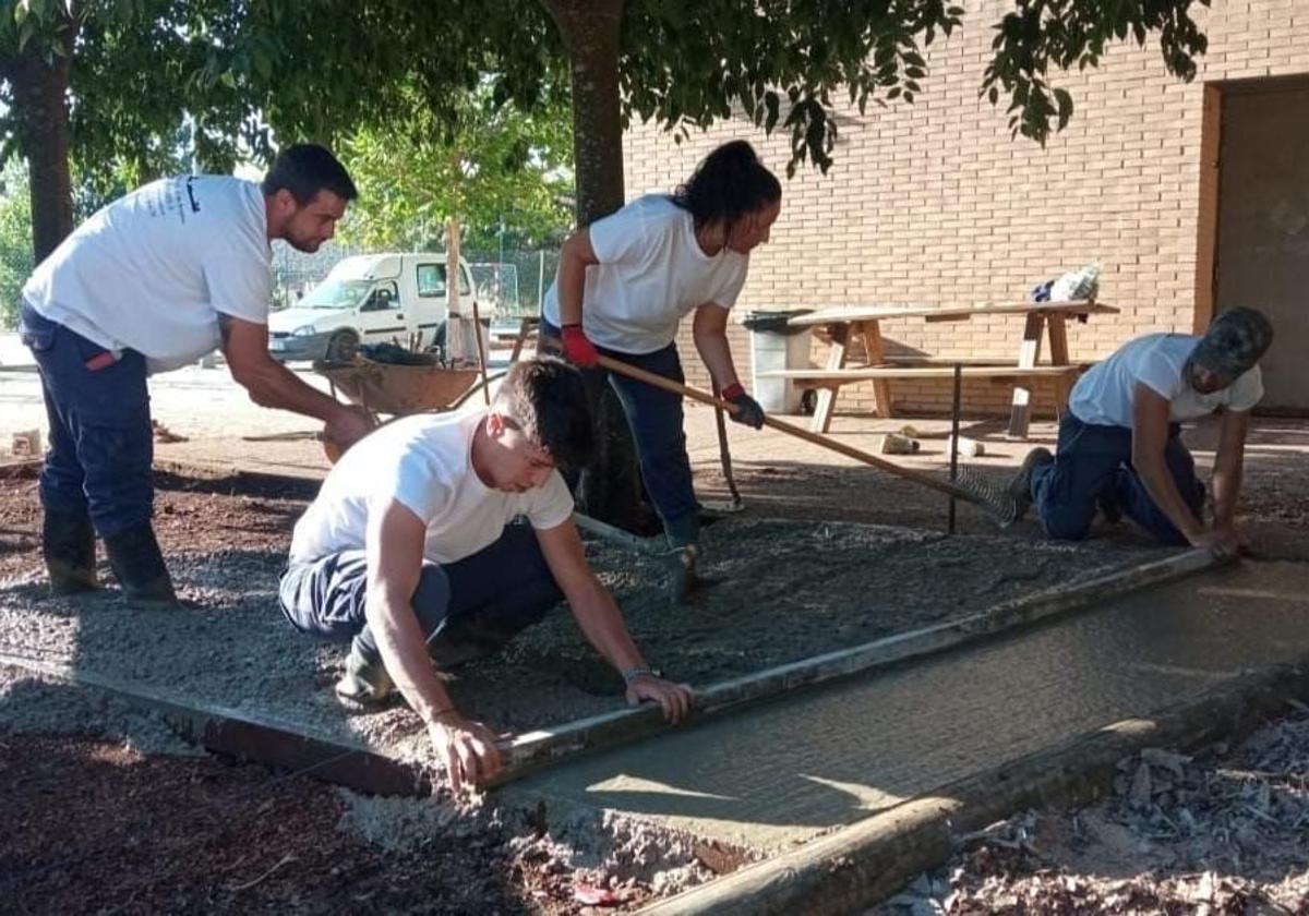 La Escuela Profesional realiza trabajos en los centros educativos
