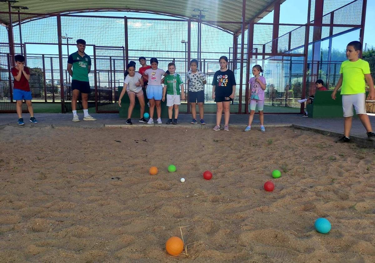 En marcha la segunda quincena del campamento deportivo