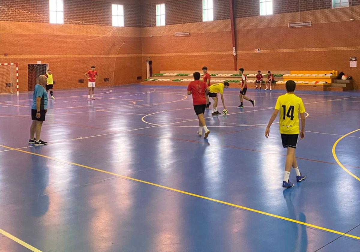 Este lunes son las finales de los torneos de fútbol sala base
