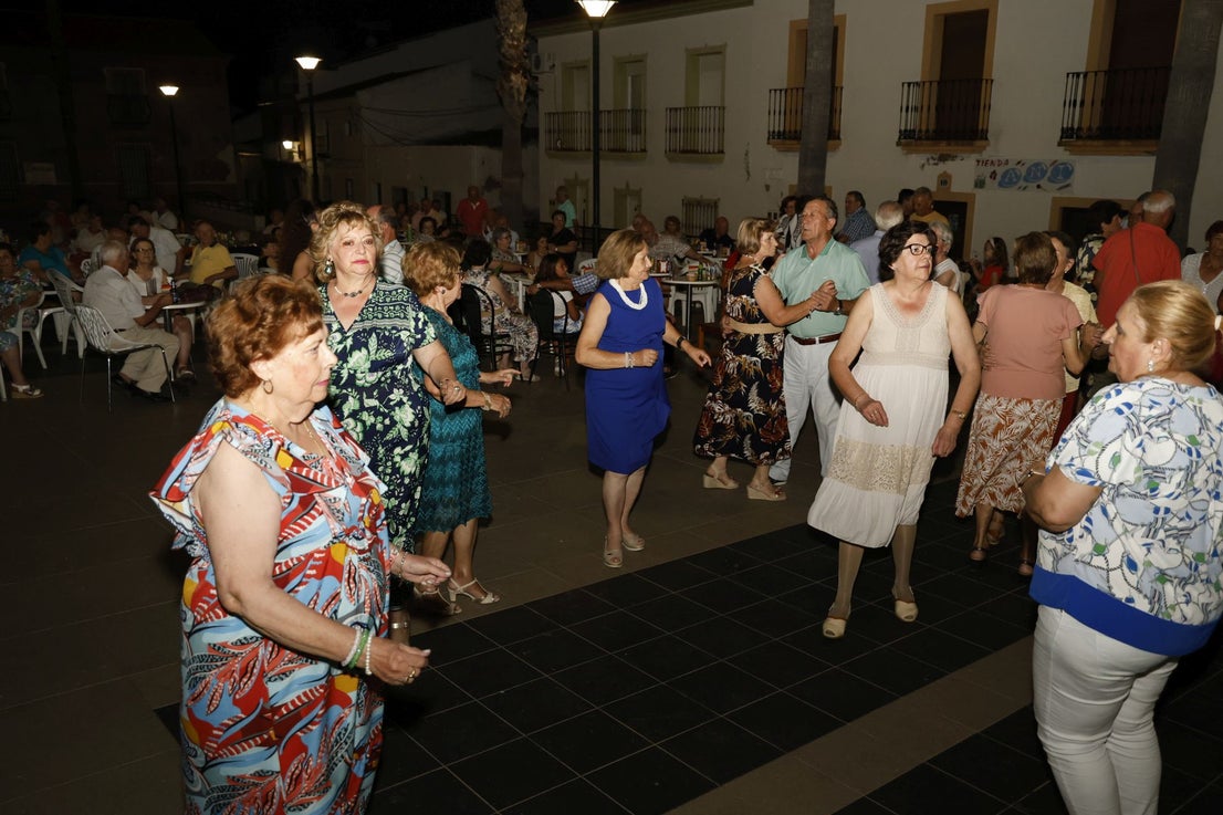 Baile de la Semana del Mayor