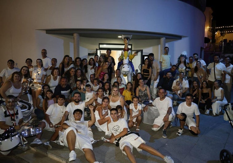 Ambos Barotlos con sus peñas