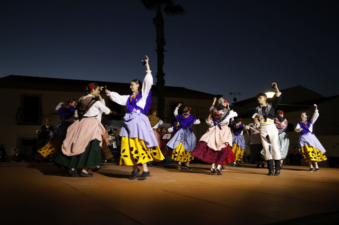 Festival Folklórico Los Pueblos del Mundo