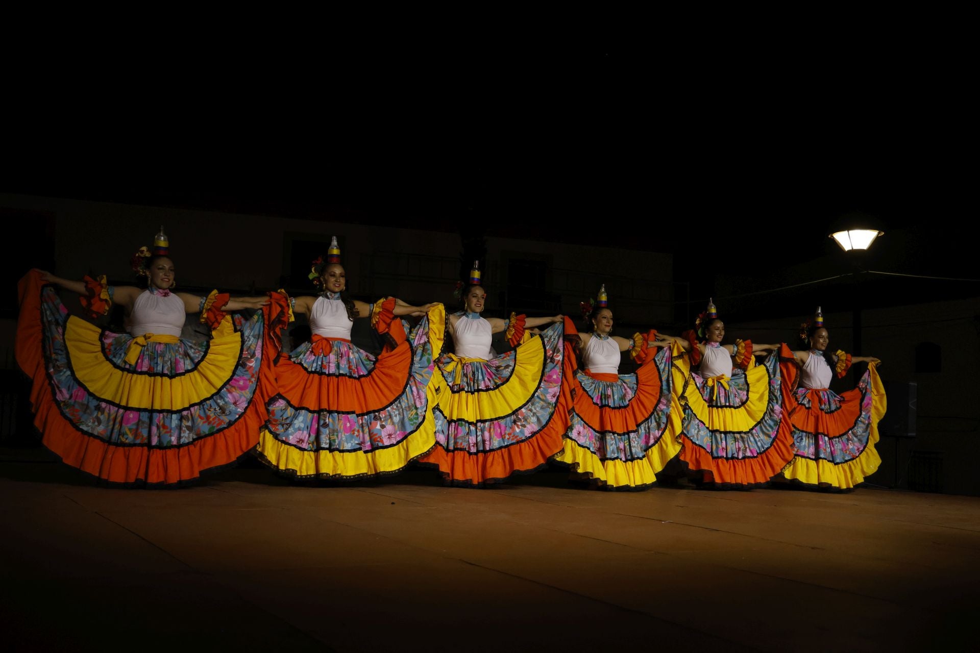 Festival Folklórico Los Pueblos del Mundo