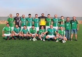Veteranos en un partido de la temporada pasada
