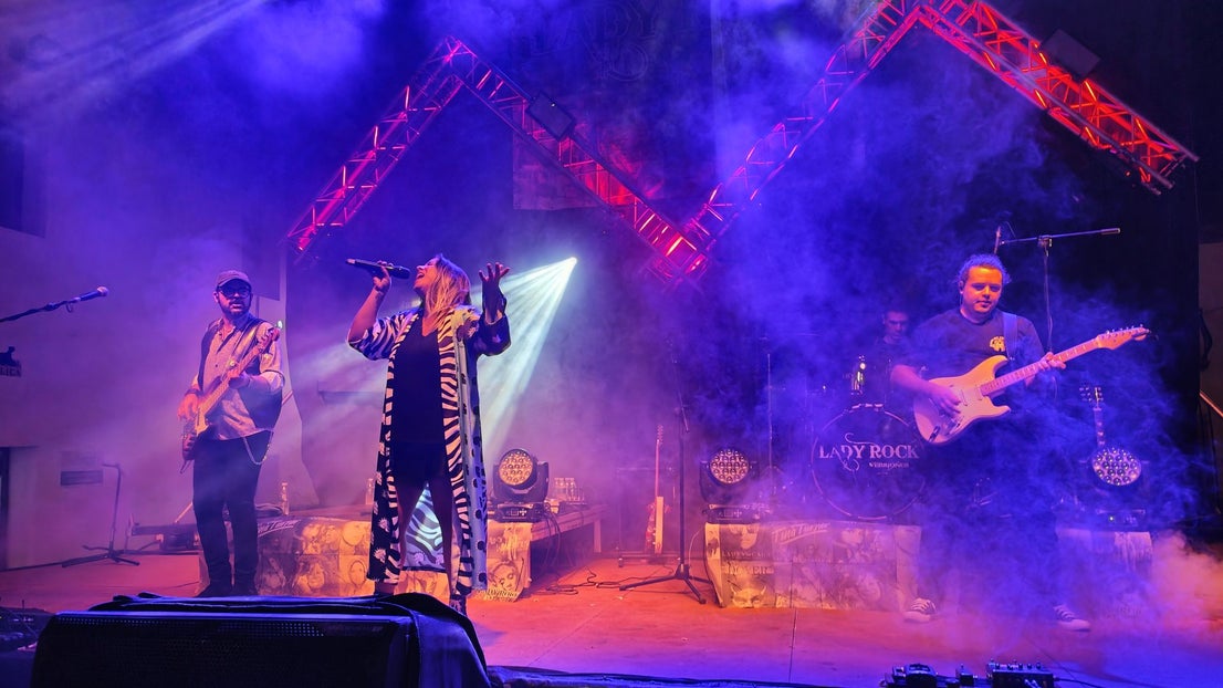 III Noche en Blanco