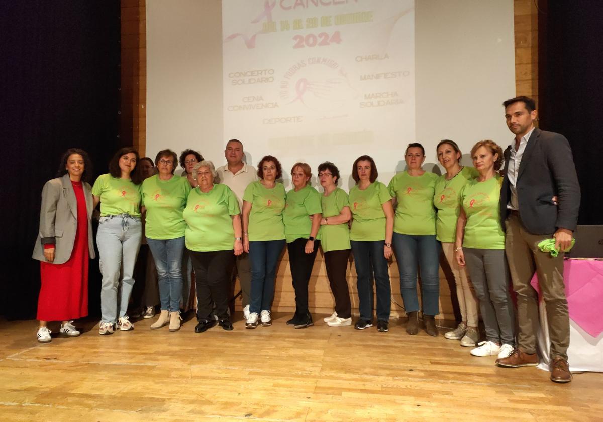 Imagen principal - Imágenes del acto