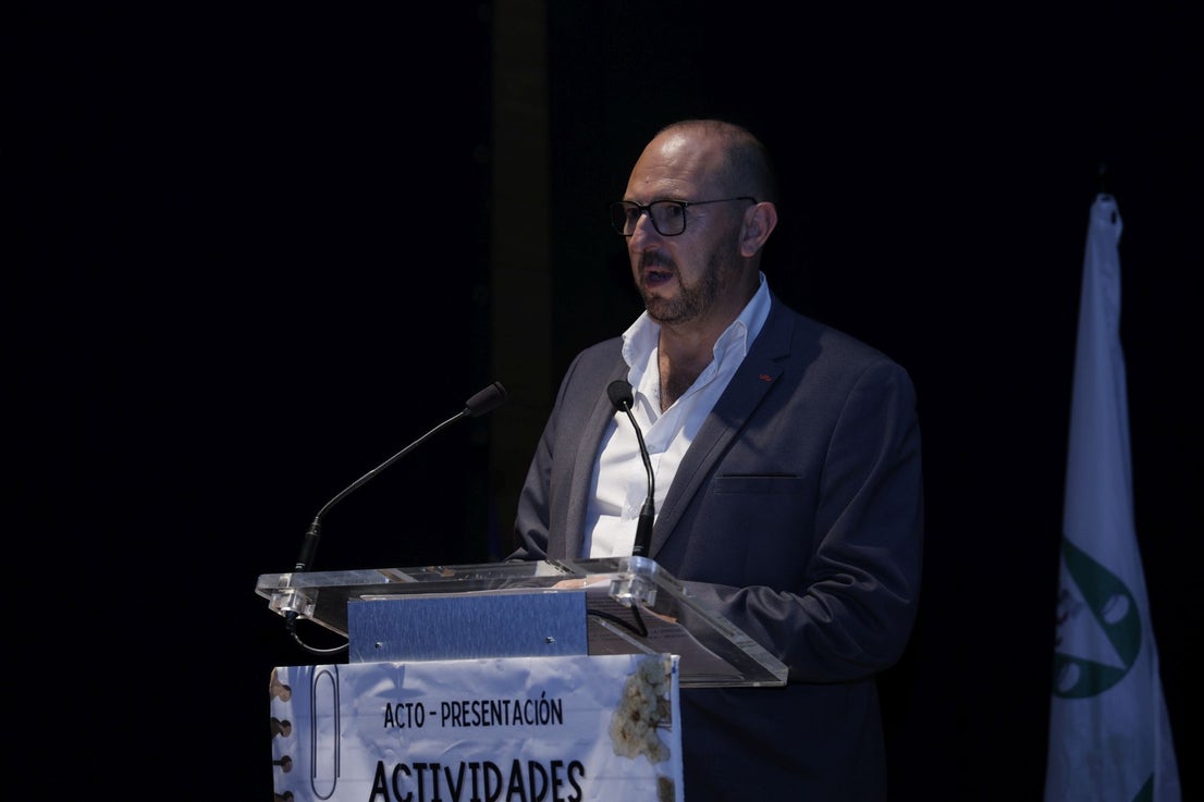 Presentación de actividades formativas y culturales