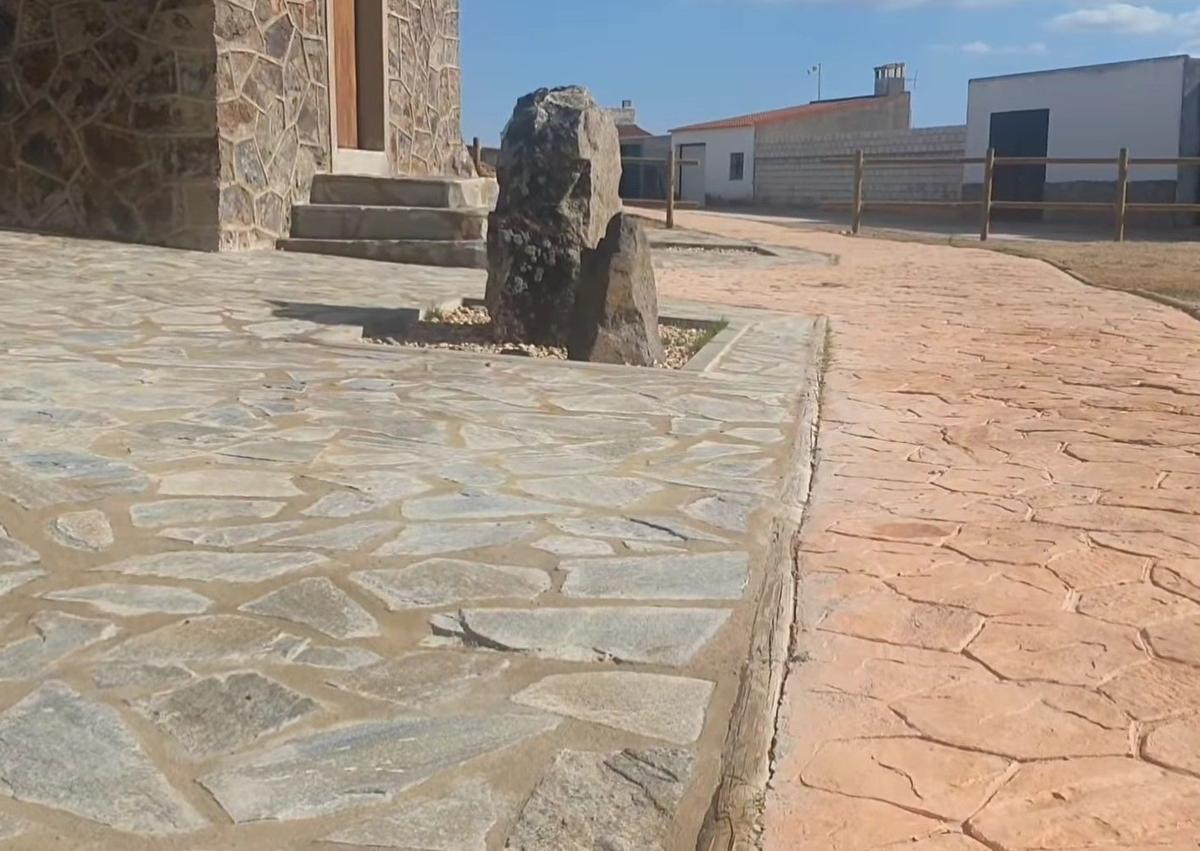 Imagen secundaria 1 - Algunas actuaciones