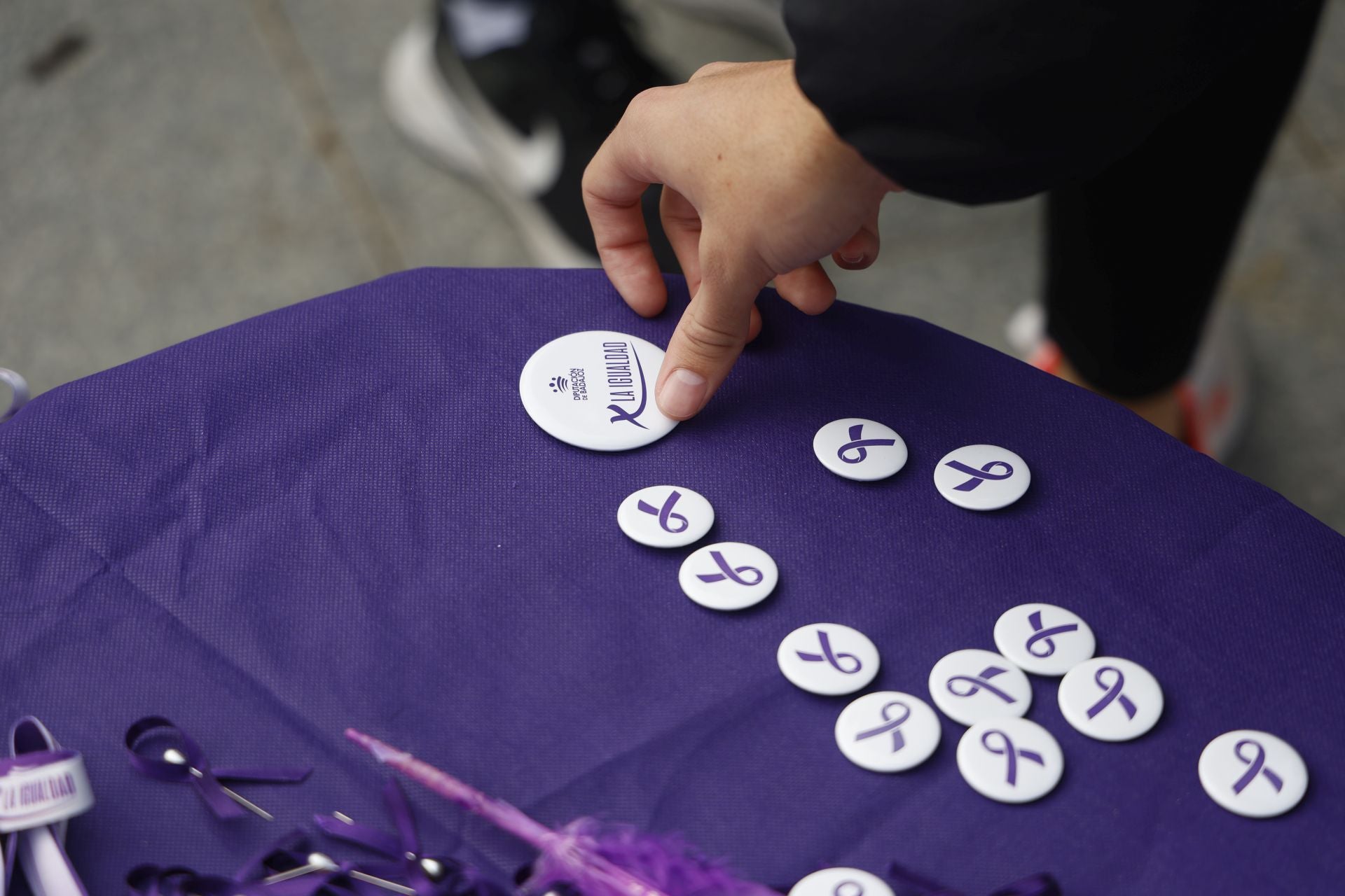 Lecturas escolares contra la Violencia hacia la Mujer
