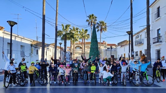 Celebrada una nueva edición del paseo navideño en bicicleta