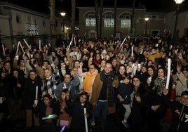 Los vecinos despiden el año con las precampanadas