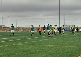 Los cadetes celebran el triunfo ante el Olivenza