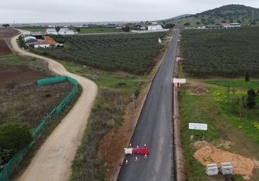 Corte en la carretera de La Albuera