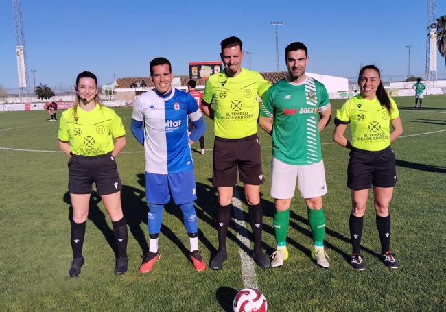 Capitanes y trío arbitral