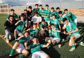 Celebración de la victoria ante el Montijo