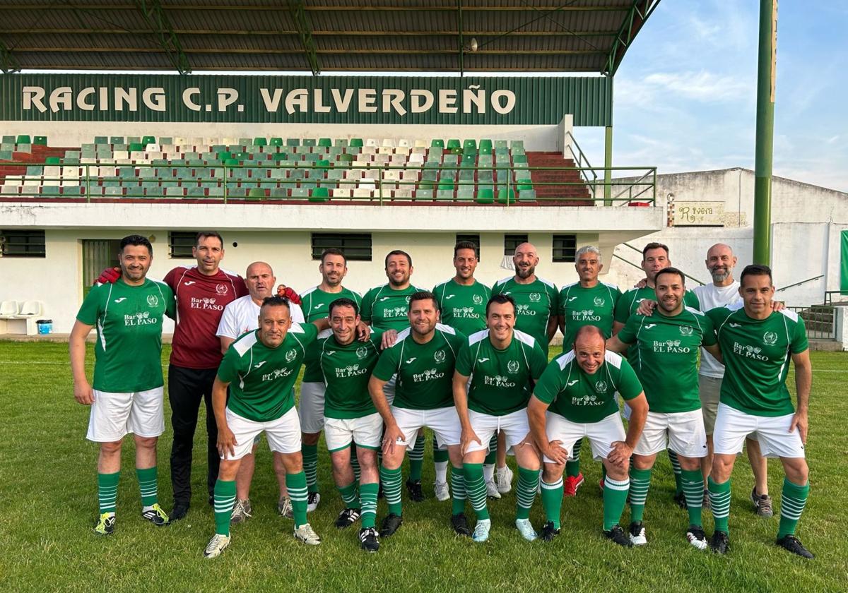 Foto del equipo antes del último encuentro de liga