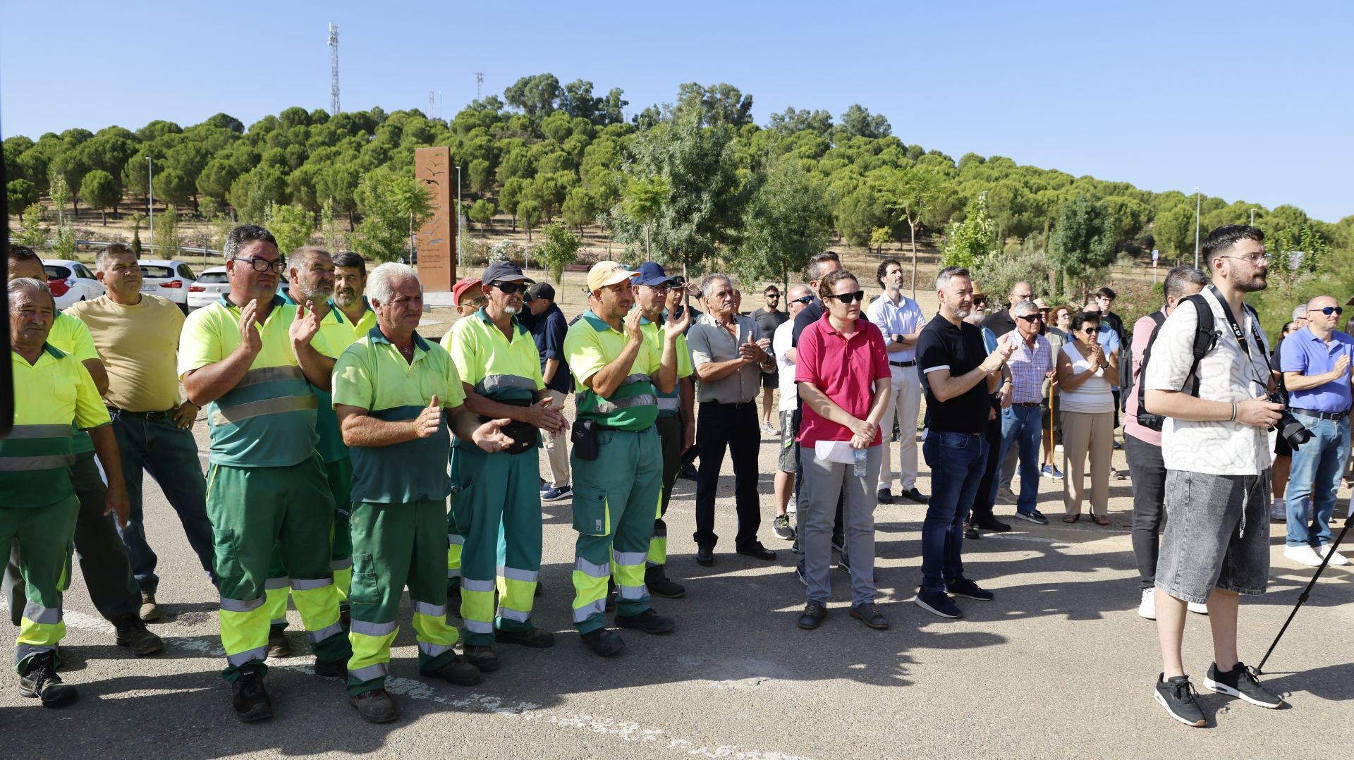 Inauguración de la Carretera BA-006