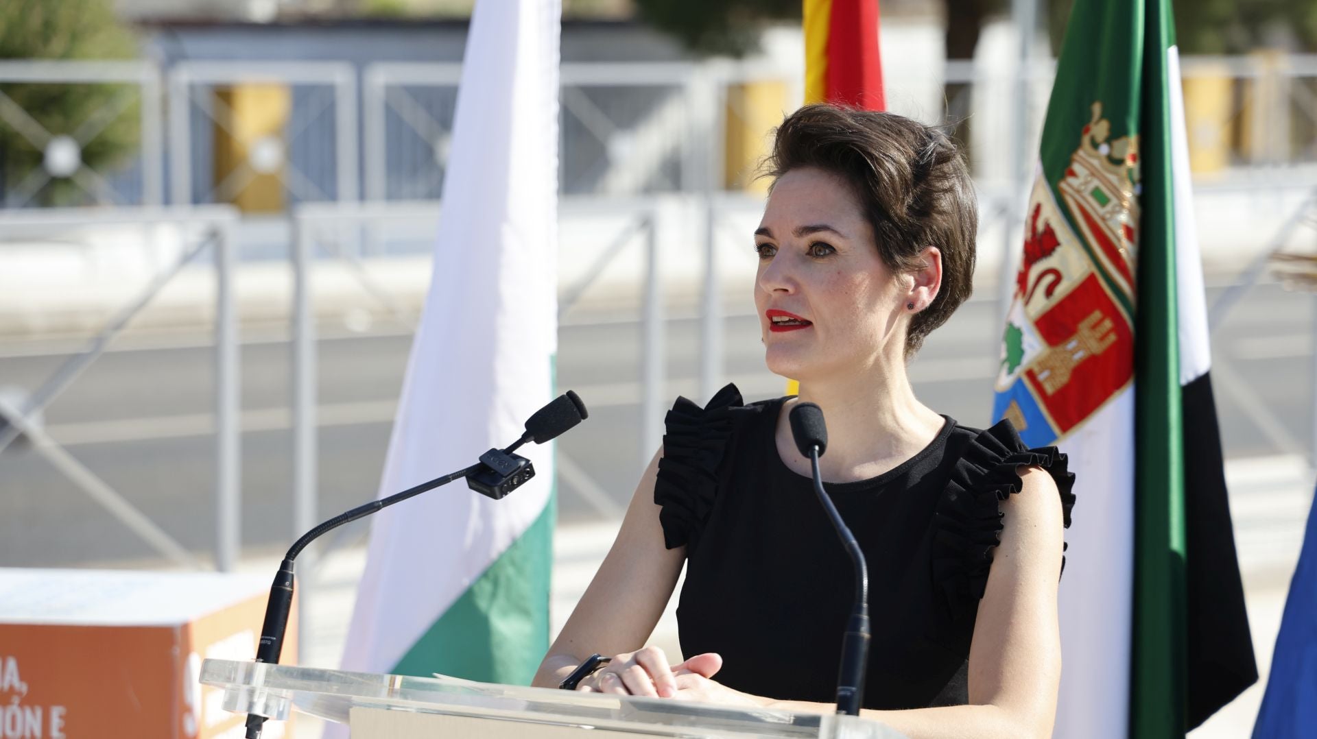 Inauguración de la Carretera BA-006