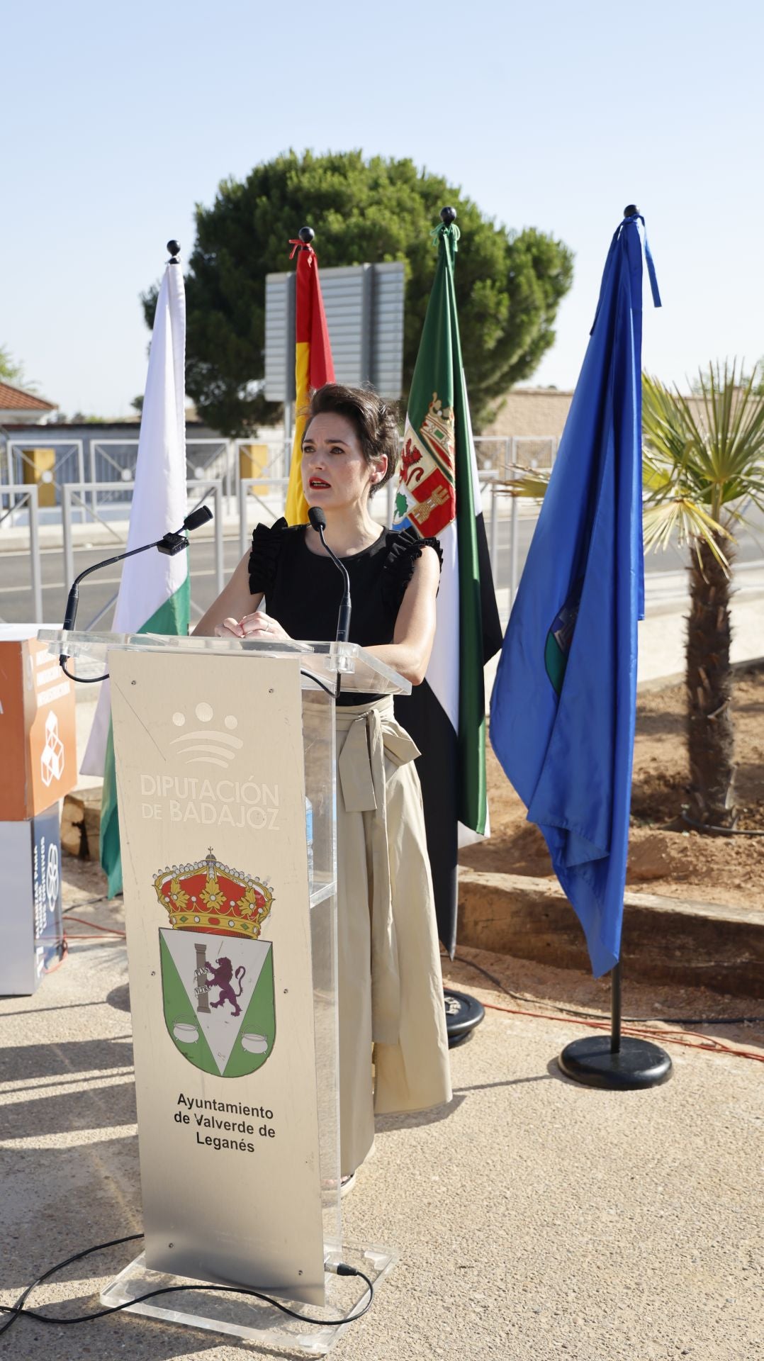 Inauguración de la Carretera BA-006