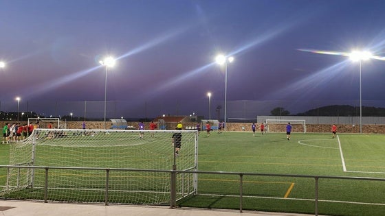 Rayo de Olivenza alcanza el liderato en el torneo de fútbol 7