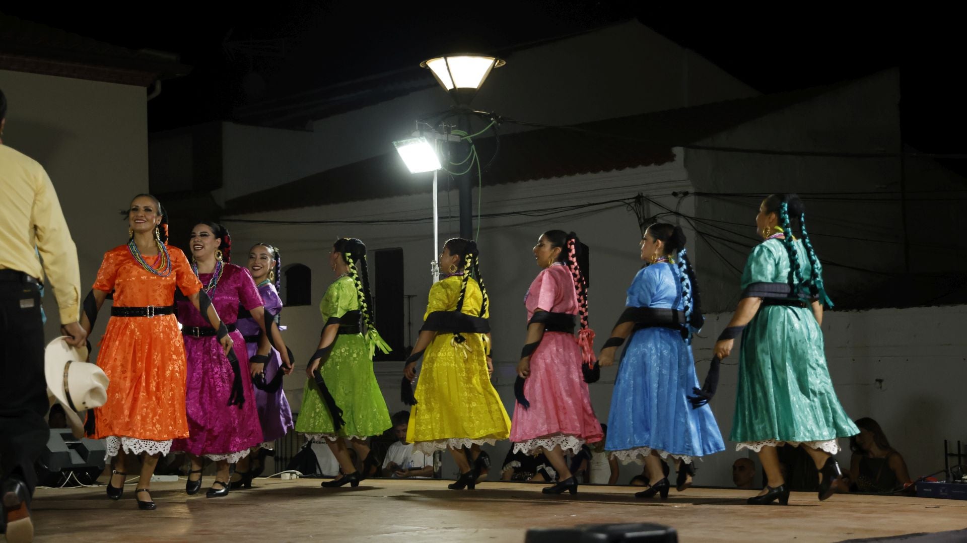Festival Folklórico los Pueblos del Mundo 2025