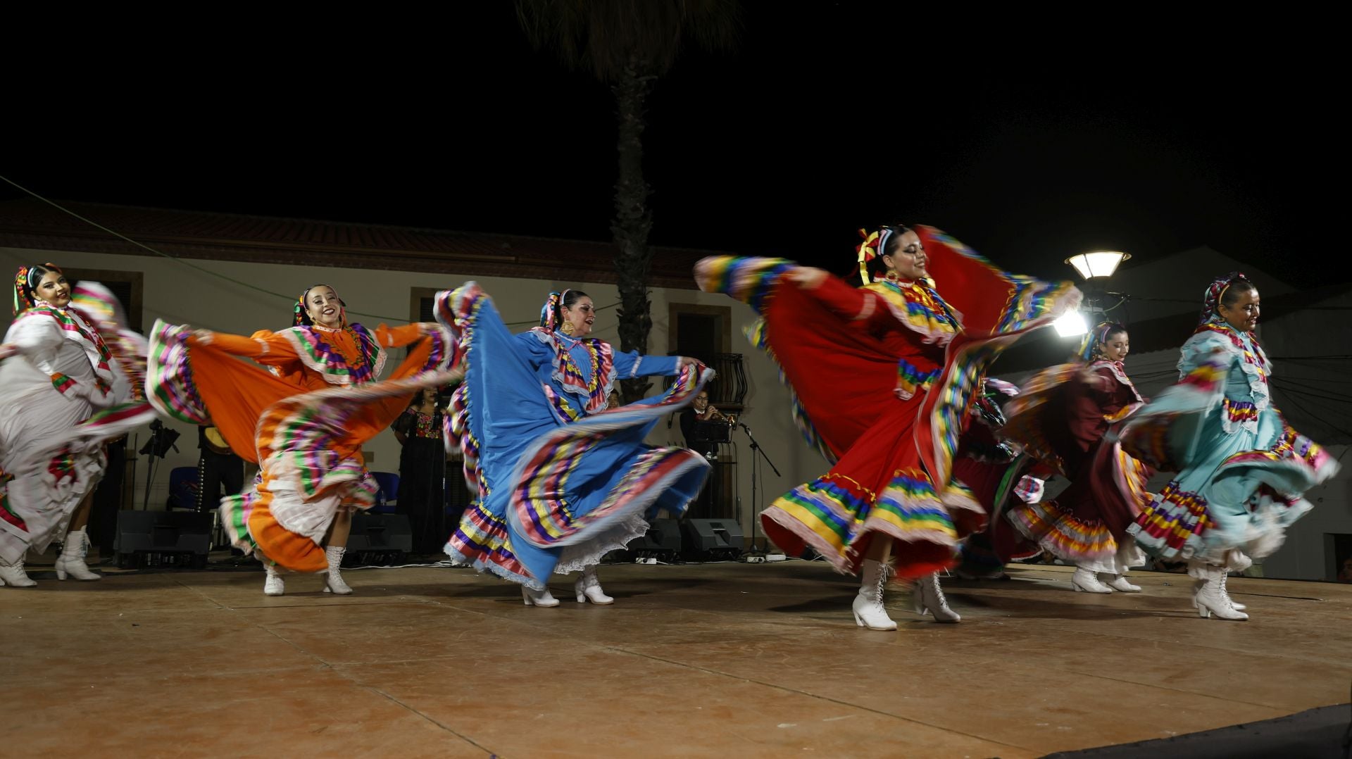 Festival Folklórico los Pueblos del Mundo 2025