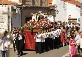 Procesión con la imagen del Santísimo Cristo de la Misericordia