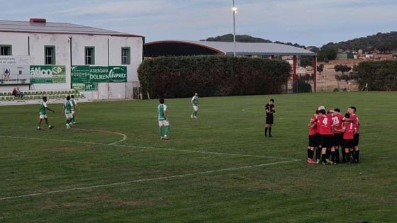 El Racing cae ante el San Jorge, que logra su primera victoria