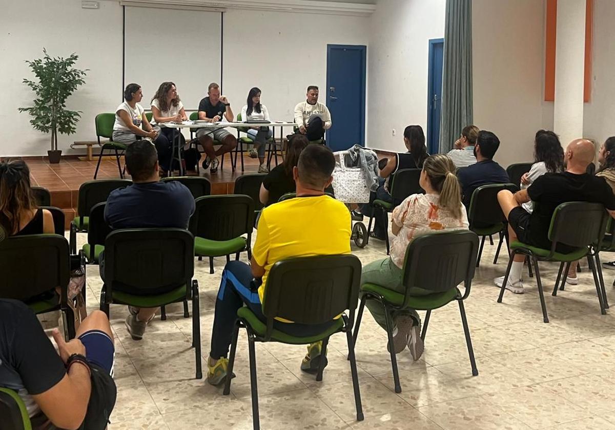 La Ampa del CEIP César Hurtado celebra su asamblea general y presenta sus nuevas propuestas